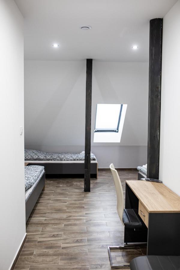 Restauracja Bialy Kruk Aparthotel Gorno  Exteriör bild