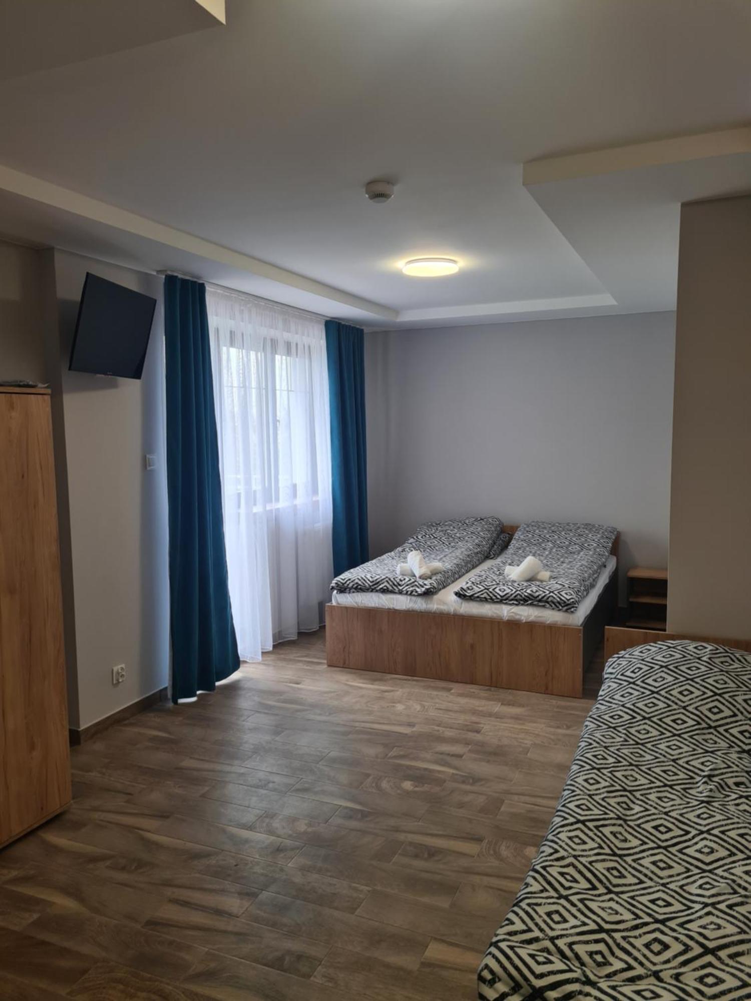 Restauracja Bialy Kruk Aparthotel Gorno  Exteriör bild